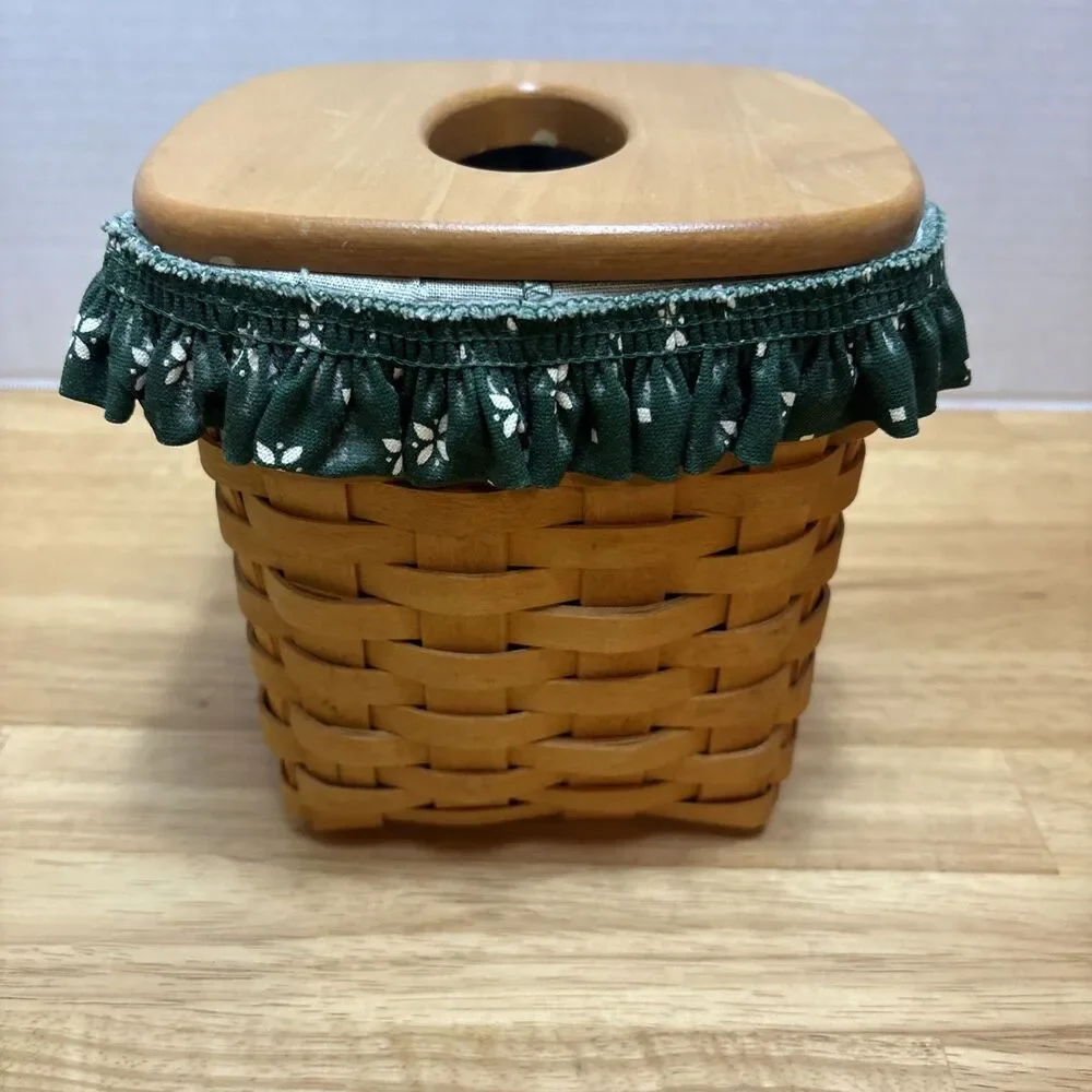 Longaberger Basket Tissue / Kleenex with Lid Holder Marker 1999 With Green Liner
